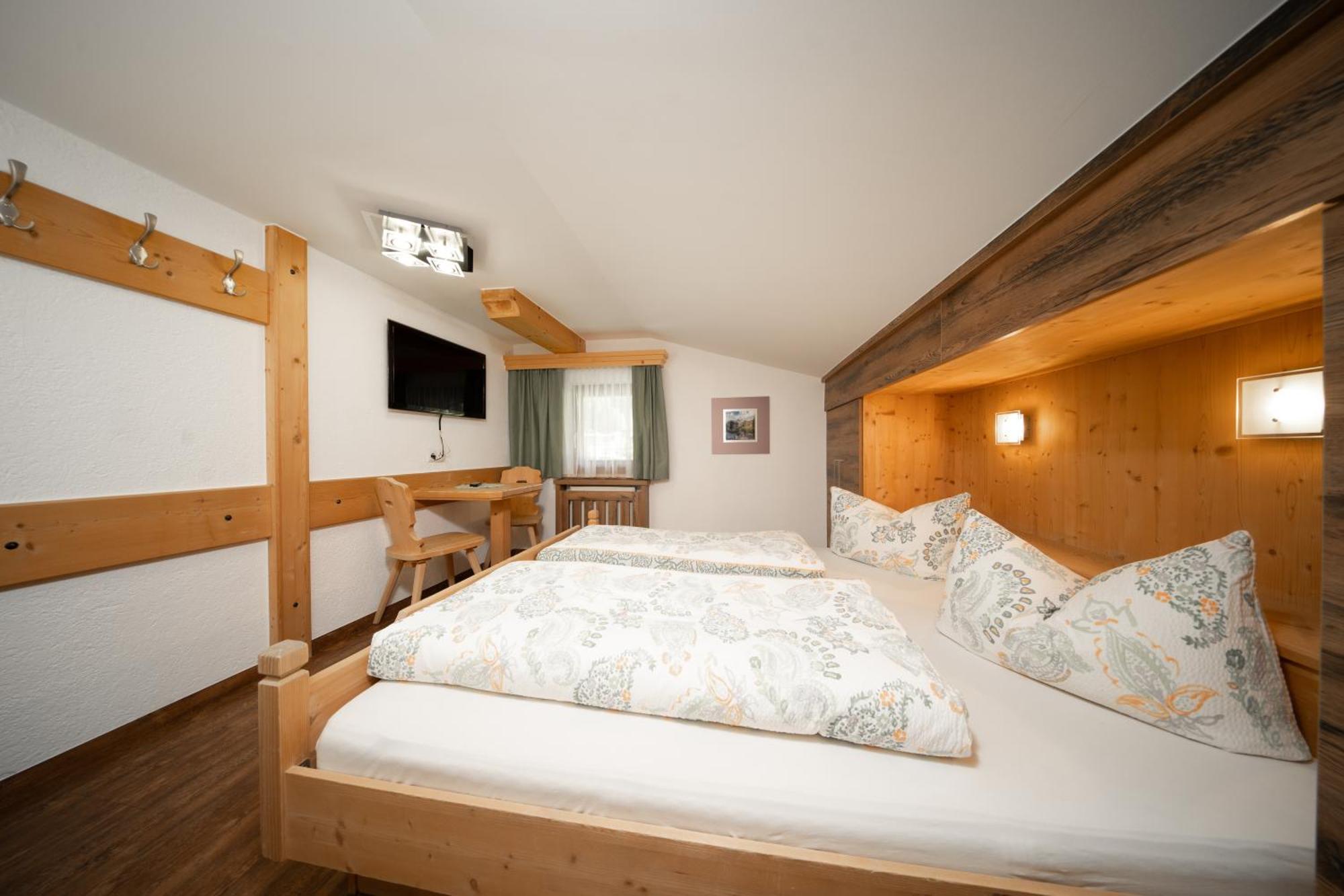 Haus Alexander Apartment Langenfeld Ngoại thất bức ảnh