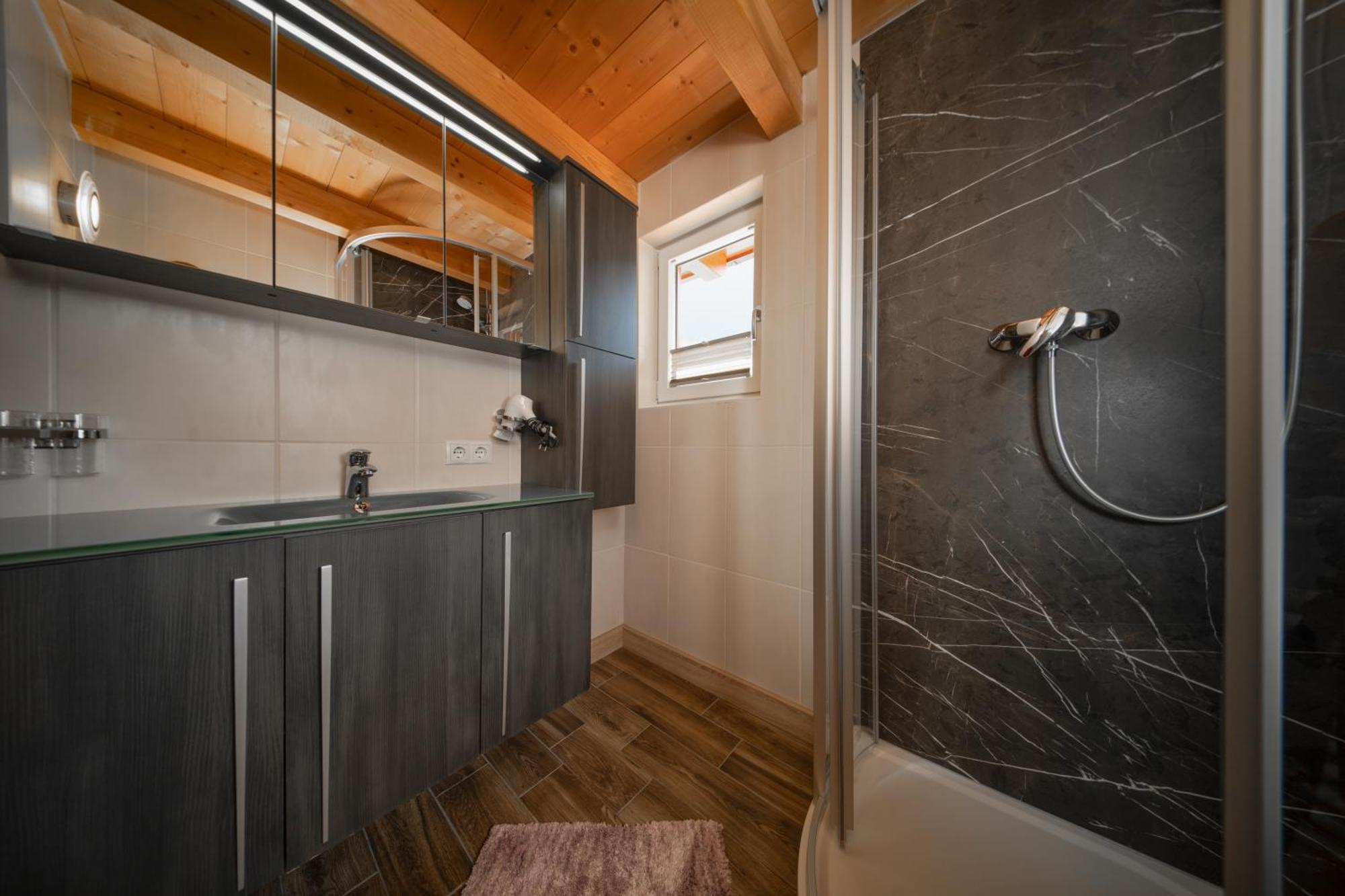Haus Alexander Apartment Langenfeld Ngoại thất bức ảnh
