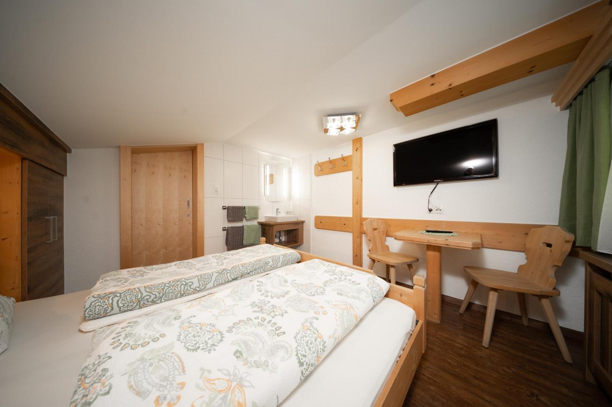 Haus Alexander Apartment Langenfeld Ngoại thất bức ảnh